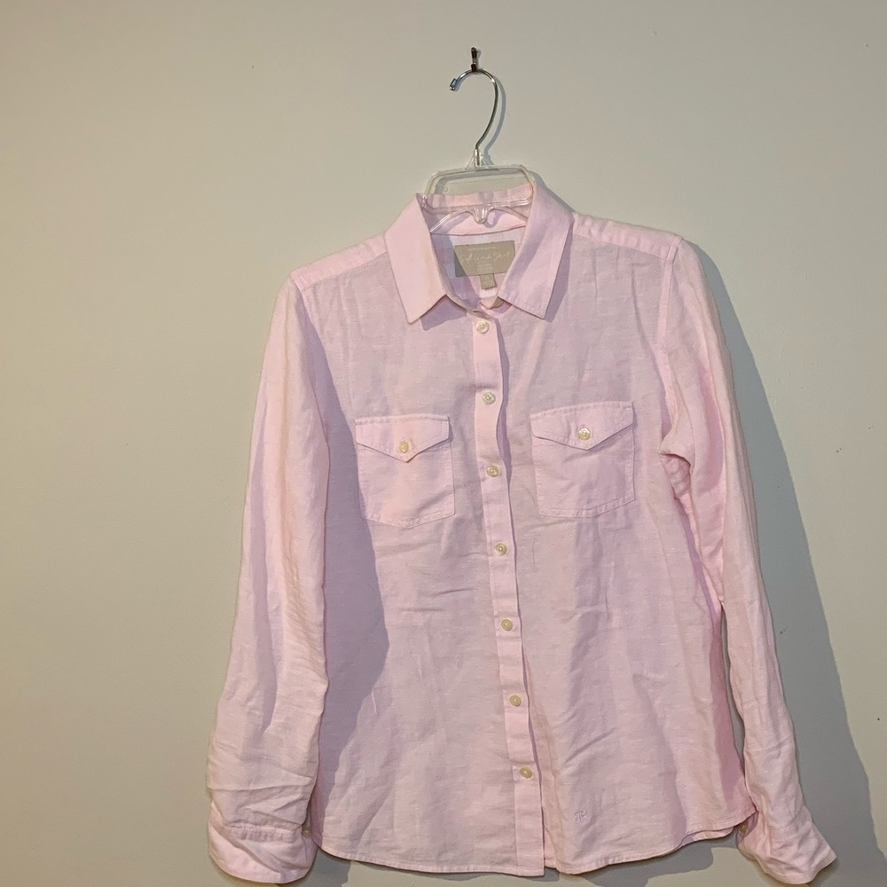 Banana Republic button down size M
